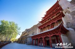 莫高窟是谁修建的莫高窟的壁画内容是什么