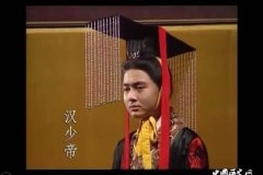 揭秘董卓立献帝废少帝的原因？