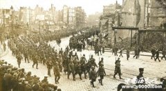 袁世凯是在什么背景下签订了二十一条