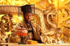 杨坚是怎样的人？杨坚又是怎么当上皇帝的？