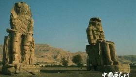 底比斯之谜：底比斯为什么称为百门之都