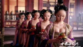 皇帝要临幸后宫妃子程序相当复杂 一点都不好玩