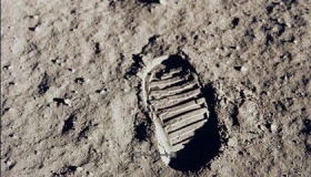 美国宣布2030年前再次登月计划