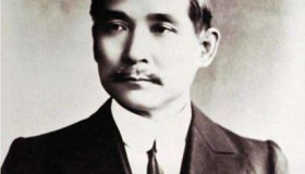 辛亥革命成功后为什么选择在南京定都？