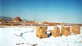 西夏王陵是如何被发现的 是什么时候重现天日的？