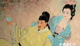 唐玄宗李隆基为什么不将杨贵妃封为皇后？