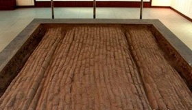 秦始皇在交通方面实施了什么政策？车同轨是什么意思？