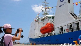 “探索一号”科考船马里亚纳海沟科考的历史意义