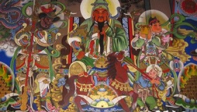 中国第一座佛像是什么佛在哪里