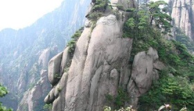 深山藏古寺是什么意思