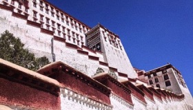 布达拉宫为什么称宫不称寺