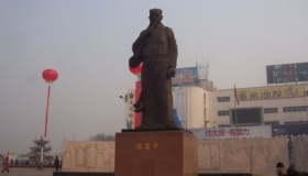 罗贯中写作《三国演义》的背景是什么 如何评价罗贯中？