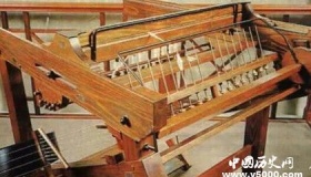 第一台纺纱机是谁发明的？纺纱机的作用有哪些？