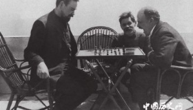 列宁与高尔基的关系是怎么样的 高尔基被列宁誉为什么？