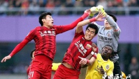 中国从哪一年开始踢足球比赛的