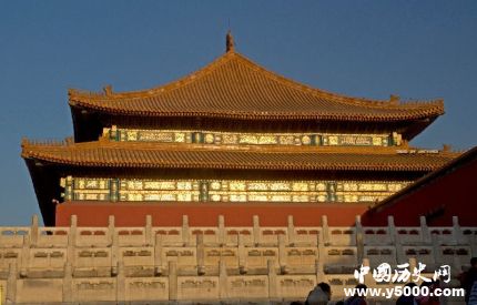 北京城为什么被称为“八臂哪吒城”八臂是指什么？