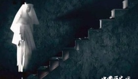 美国恐怖故事：圣克鲁斯镇的怪异事件