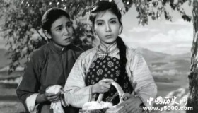 新凤霞简介新凤霞的故事如何评价新凤霞？