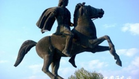 亚历山大大帝简介亚历山大大帝的故事如何评价亚历山大大帝？