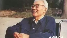 巴金简介巴金作品生平经历介绍巴金人物评价荣誉奖项介绍