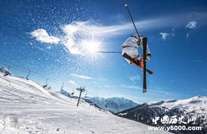 亚布力滑雪场在哪儿怎么收费的旅游攻略滑雪注意事项介绍