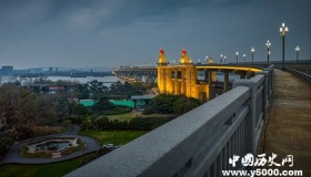 南京长江大桥简介南京长江大桥的历史和通车时间
