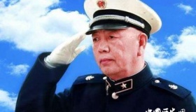 中国航母之父刘华清生平简介刘华清的履历如何评价刘华清？