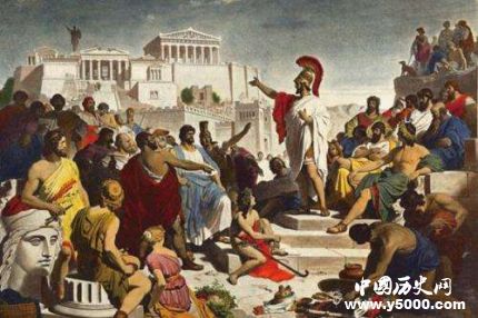 中国君主专制与雅典民主政治有什么不同？原因是什么？