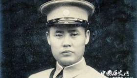 傅作义生平故事简介怎么评价傅作义