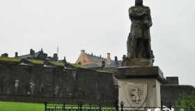 苏格兰国王罗伯特一世简介罗伯特一世为什么被称为勇敢的心？