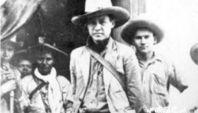 民族解放英雄桑地诺生平经历简介桑地诺是怎么遇害的？