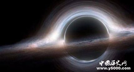 第一张黑洞照片公布 黑洞到底什么样子？