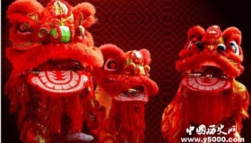 南狮和北狮的区别 舞狮颜色代表什么意思？