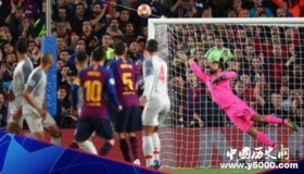 梅西任意球破红军当选为本赛季欧冠最佳进球