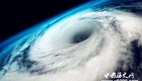 台风眼为什么是风平浪静的