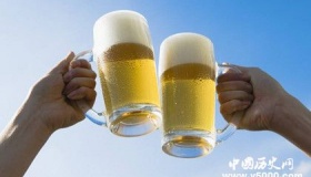 喝酒要先碰杯最初的目的是为了什么