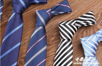 领带的由来和用途_领带和西装的颜色搭配