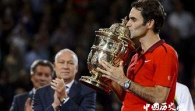 费德勒温网100胜：费德勒拿过几个温网冠军？