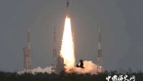 印度月球2号发射成功