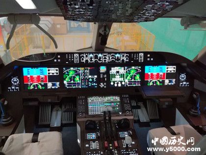 C919完成首飞_C919试飞时间_C919飞机简介_中国历史网