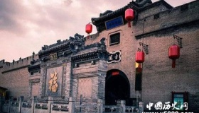 乔家大院的沧桑历史：院楼典雅文物精致却被日均侵占全家外逃