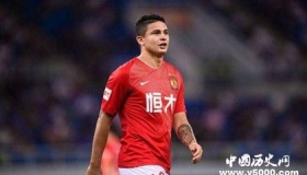 艾克森入选国足创历史：成为中国足球历史上首位非华裔国脚！