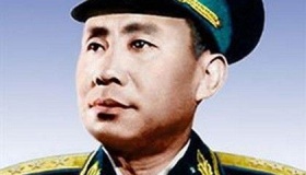 这位上将当众向大将泼冷水反被提拔，身为上将却要听中将的