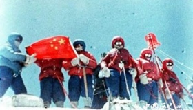 攀登者电影原型故事：为了国家领土完整而登顶珠峰！