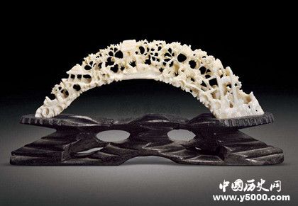 象牙牙雕简介_牙雕的材料有哪些_牙雕雕刻材料_中国历史网