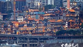 重庆洪崖洞成旅游热点景区！洪崖洞历史和好玩景点大揭开