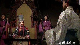 挟天子以令诸侯典故 曹操这么做有什么好处？