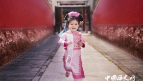 乾隆将自己最宠爱的女儿嫁给了和珅的儿子！