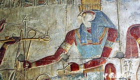 荷鲁斯：埃及神话中法老的守护神王权的象征