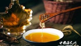 枫糖：加拿大最具代表性的特产，真的是枫叶做的吗？